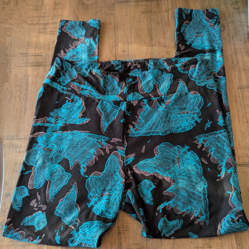 LulaRoe Leggings One Size,Tall & Curvy, World Map UNICORN Rare Print